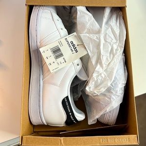 Adidas superstar, J sneakers